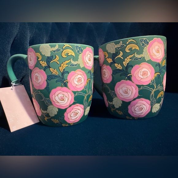 Petal & Pearl Set of 2 Soft Touch Pink Green Floral Coffee Mugs Gold Detail NWT - Picture 3 of 6